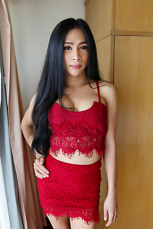 25yo Thai ladyboy loves to swell up break free fucked by by BWC